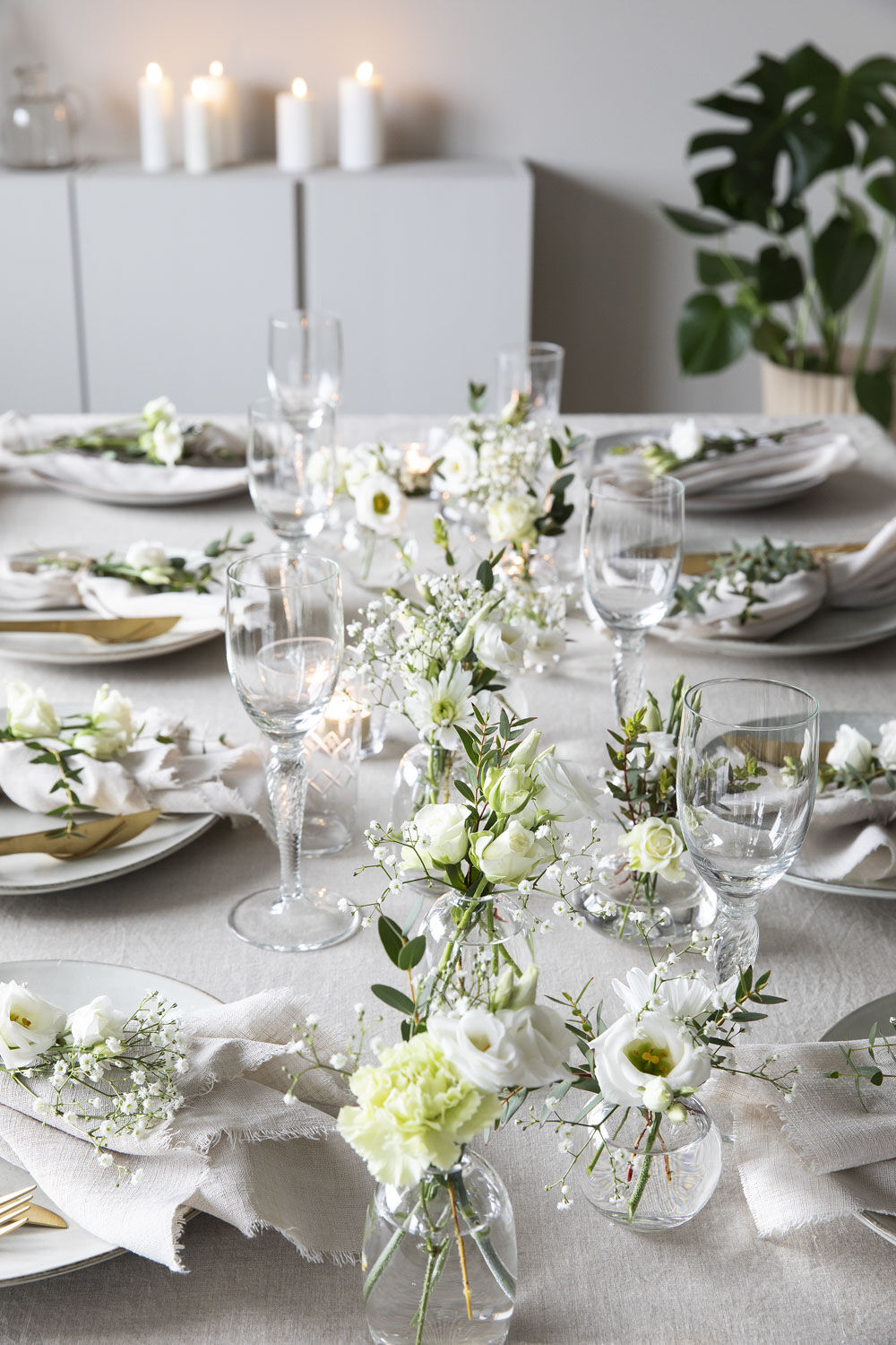 Pynt bordet med blomster